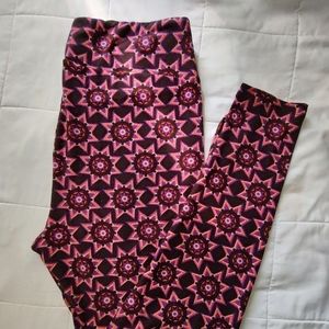 LuLaRoe Purple and Pink Geometric Leggings